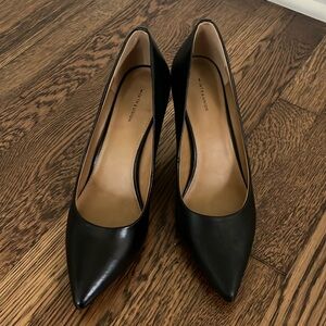 14th & Union Maty Black Heels